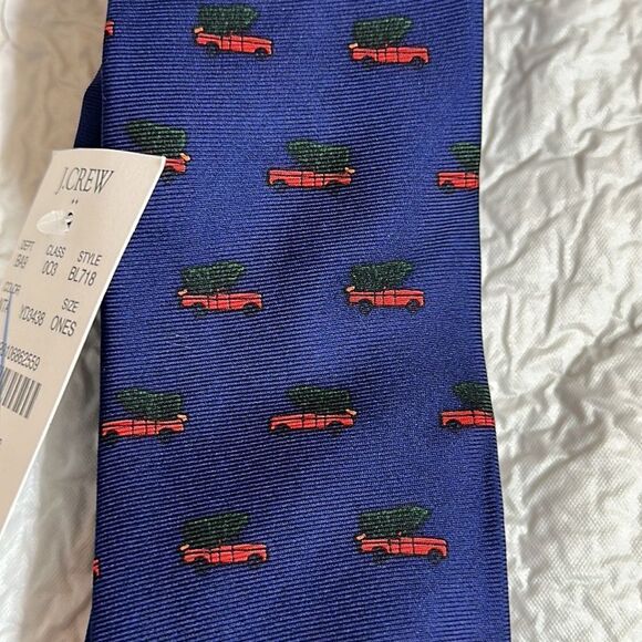 New J. Crew Holiday Tie - Picture 2 of 5
